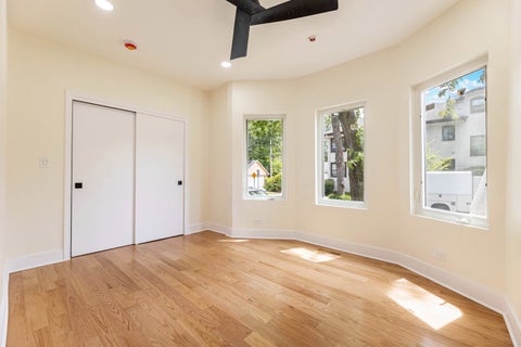 Tiny photo for 544 S Oak Park Avenue, Oak Park, IL 60304 (MLS # 12740377)