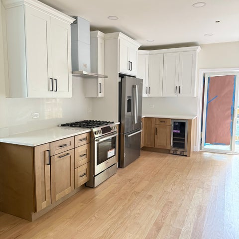 Tiny photo for 544 S Oak Park Avenue, Oak Park, IL 60304 (MLS # 12740377)