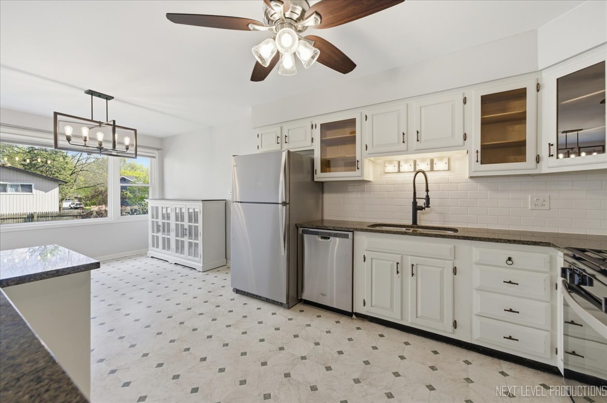 1909 Forrest Boulevard