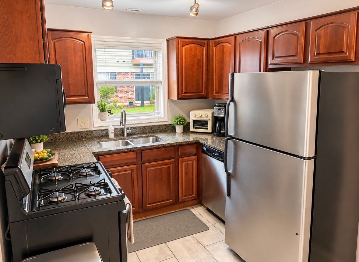 1517 Raymond Drive 103
