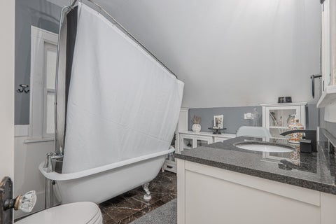Tiny photo for 1344 Garfield Avenue, Aurora, IL 60506 (MLS # 12754900)