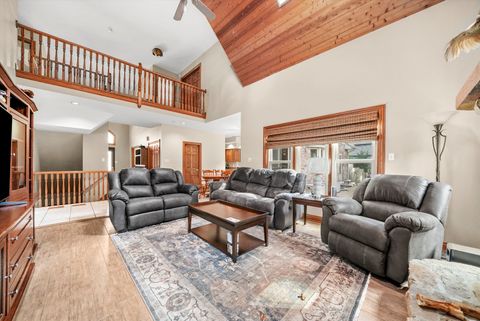 Tiny photo for 17860 S Crystal Lake Drive, Homer Glen, IL 60491 (MLS # 12475362)