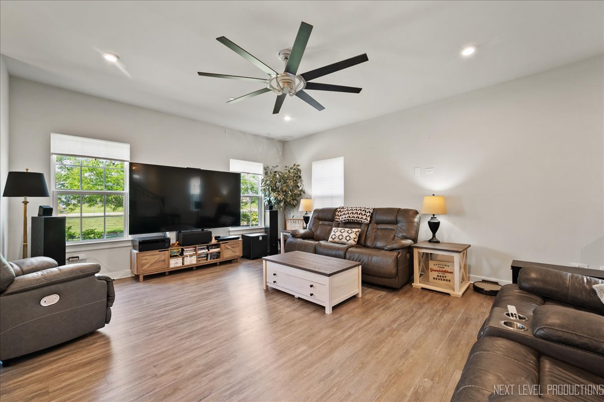 1012 Sears Circle