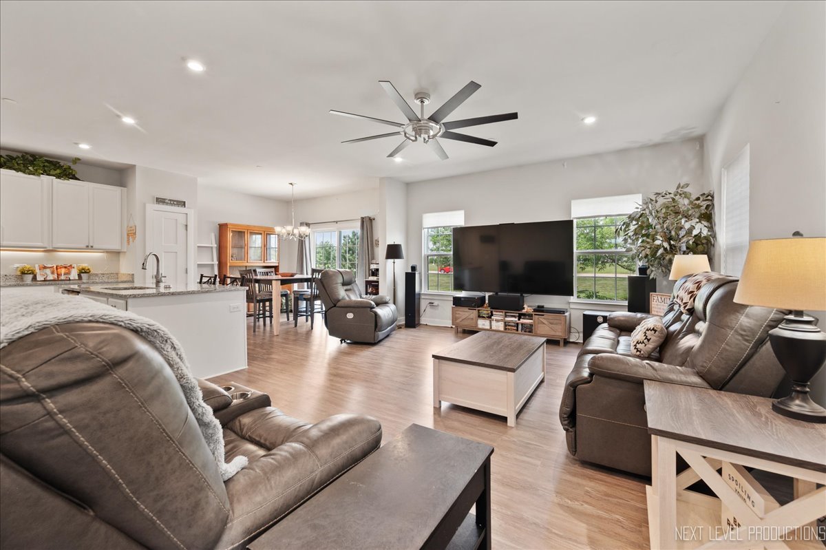 1012 Sears Circle