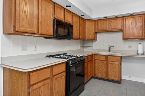 Tiny photo for 9042 Fairlane Drive, Bridgeview, IL 60455 (MLS # 12648904)