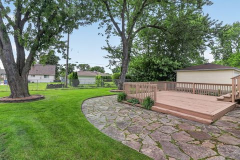 Tiny photo for 9042 Fairlane Drive, Bridgeview, IL 60455 (MLS # 12648904)