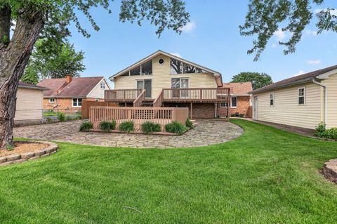 Tiny photo for 9042 Fairlane Drive, Bridgeview, IL 60455 (MLS # 12648904)