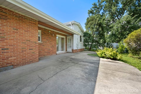 Tiny photo for 705 S School Street, Lombard, IL 60148 (MLS # 12735893)