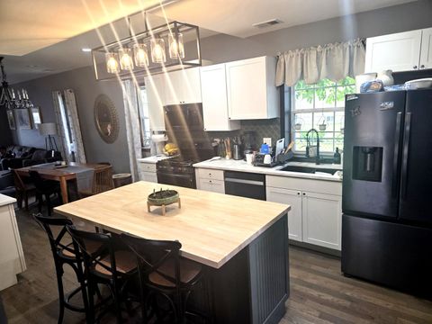 Tiny photo for 2828 Lombard Avenue, Berwyn, IL 60402 (MLS # 12700399)