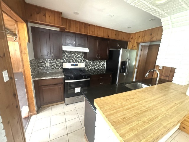 2910 Killarney Drive
