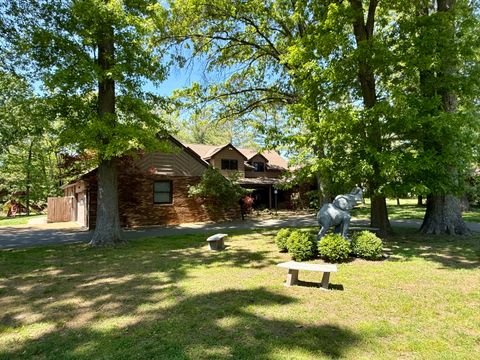 Tiny photo for 833 N 27th Street, Mt Vernon, IL 62864 (MLS # 12628607)