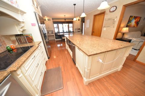 Tiny photo for 833 N 27th Street, Mt Vernon, IL 62864 (MLS # 12628607)