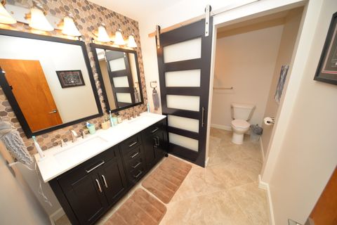 Tiny photo for 833 N 27th Street, Mt Vernon, IL 62864 (MLS # 12628607)