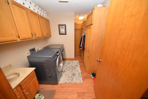 Tiny photo for 833 N 27th Street, Mt Vernon, IL 62864 (MLS # 12628607)