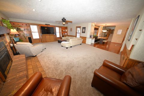 Tiny photo for 833 N 27th Street, Mt Vernon, IL 62864 (MLS # 12628607)