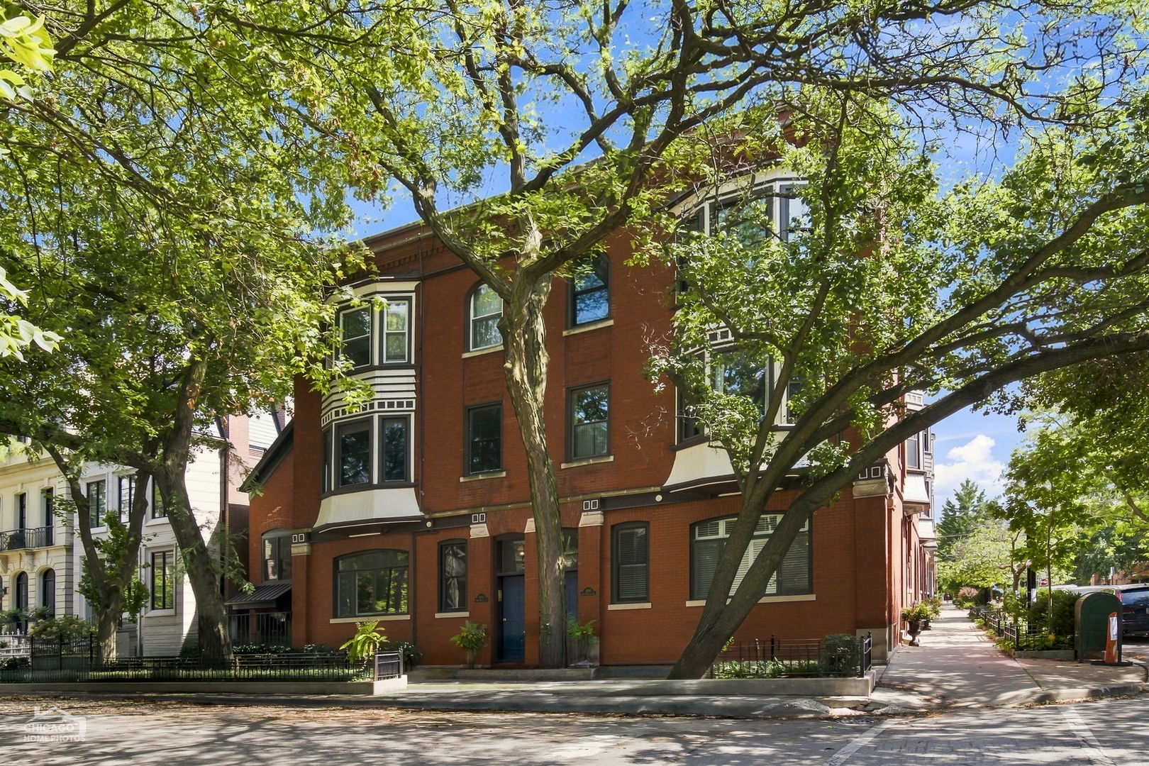1901 N Fremont Street 3