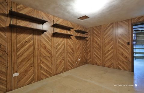 Tiny photo for 10639 W Circle Drive, Beach Park, IL 60099 (MLS # 12678395)
