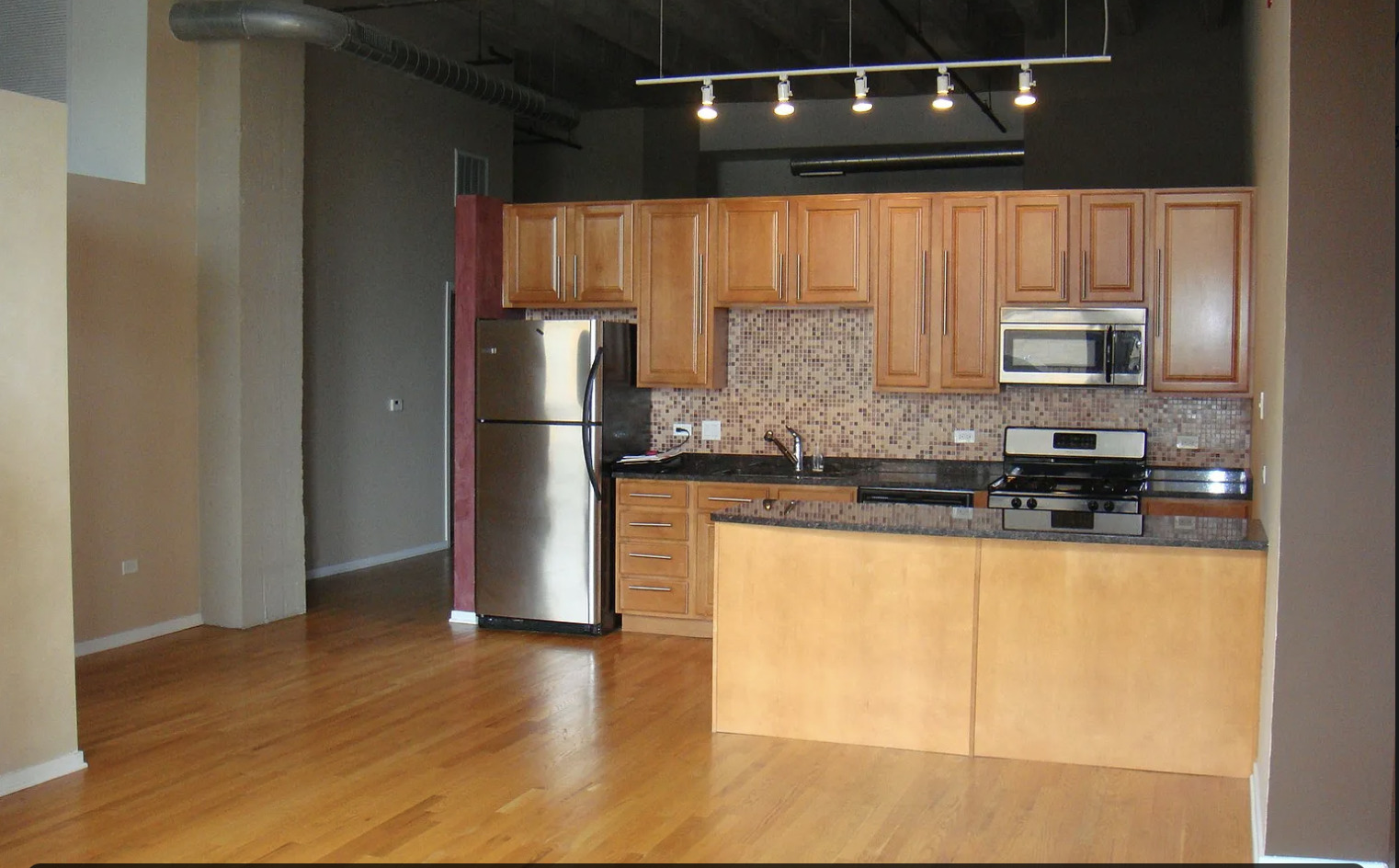 1645 W OGDEN Avenue 430