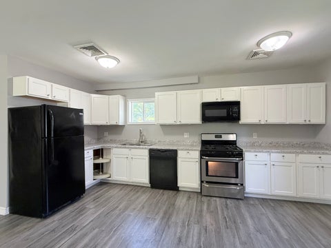 Tiny photo for 2816 Washington Street, Davenport, IA 52804 (MLS # 12652667)