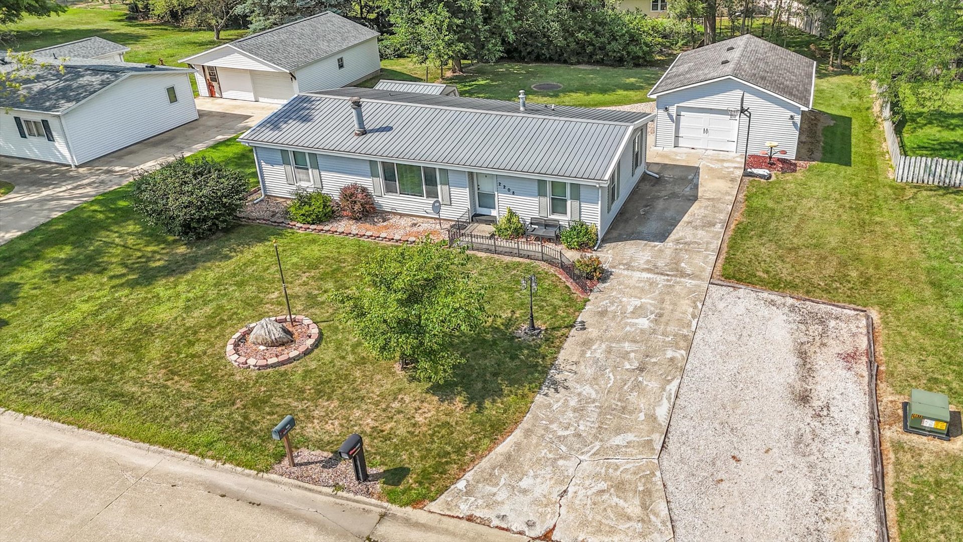 2208 Mallard Drive