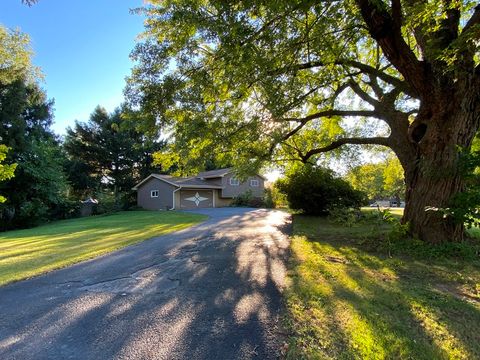 A home in Carol Stream