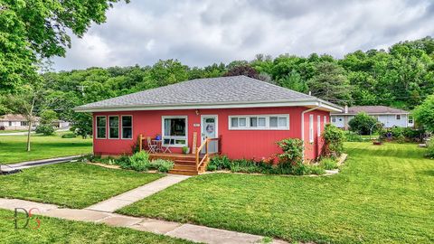 Photo of 927 Clark Street, Marseilles, IL 61341 (MLS # 12576265)