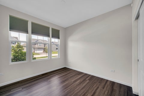 Tiny photo for 2080 Bent Grass Way, Bolingbrook, IL 60490 (MLS # 12712400)