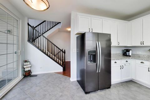 Tiny photo for 775 Pheasant Trail, St. Charles, IL 60174 (MLS # 12600268)