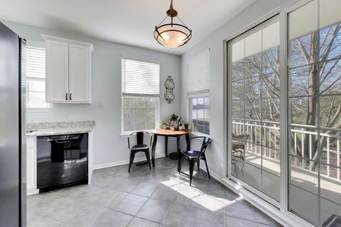 Tiny photo for 775 Pheasant Trail, St. Charles, IL 60174 (MLS # 12600268)