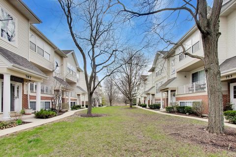 Tiny photo for 775 Pheasant Trail, St. Charles, IL 60174 (MLS # 12600268)