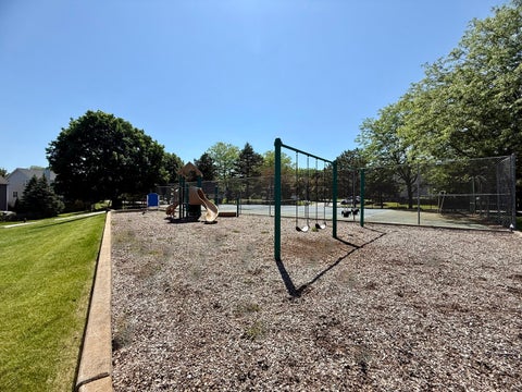 Tiny photo for 139 N Crooked Lake Lane, Lindenhurst, IL 60046 (MLS # 12773696)