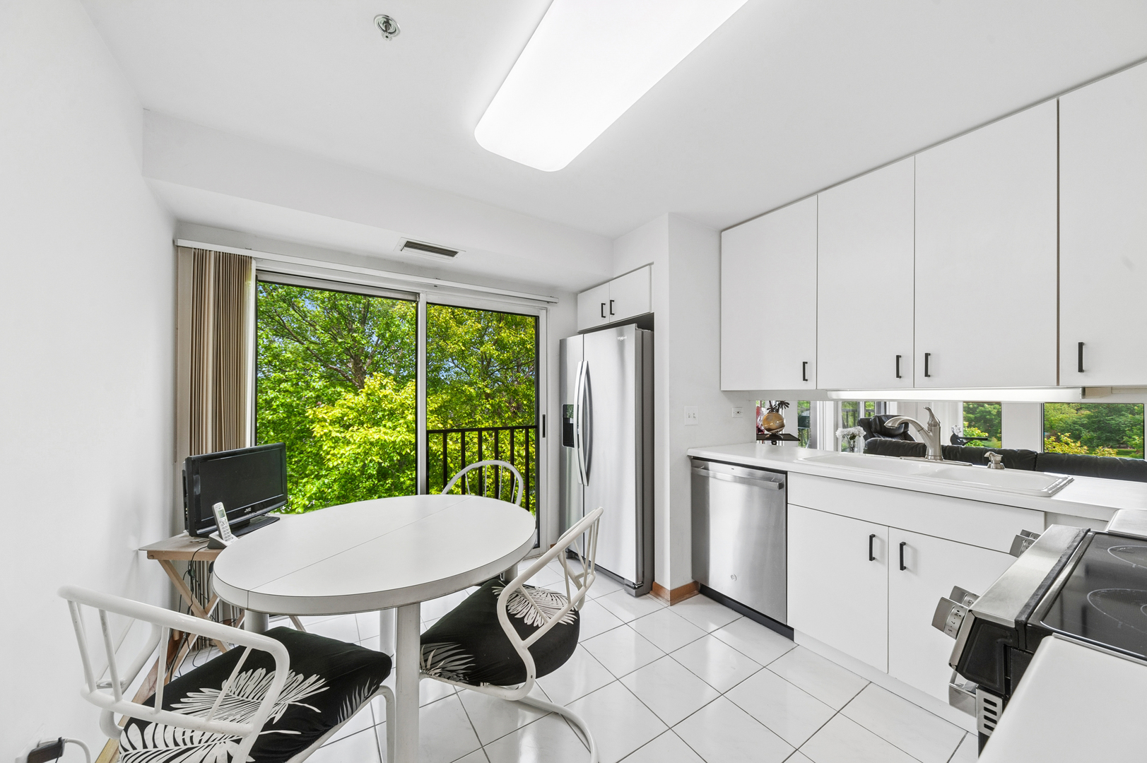 402 Kelburn Road 323