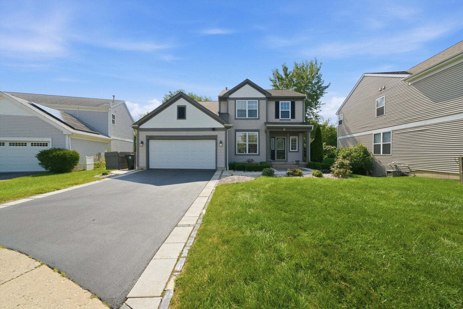 1841 W Rookery Circle