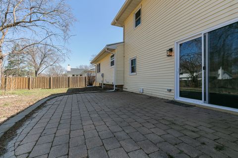 Tiny photo for 2614 E 28th Court, Davenport, IA 52803 (MLS # 12608471)