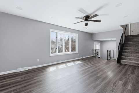 Tiny photo for 2614 E 28th Court, Davenport, IA 52803 (MLS # 12608471)