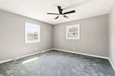 Tiny photo for 2614 E 28th Court, Davenport, IA 52803 (MLS # 12608471)