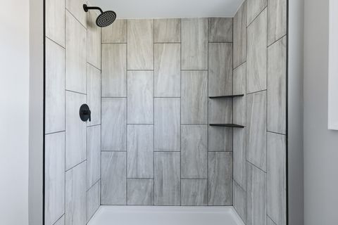 Tiny photo for 2614 E 28th Court, Davenport, IA 52803 (MLS # 12608471)