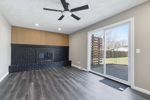 Tiny photo for 2614 E 28th Court, Davenport, IA 52803 (MLS # 12608471)