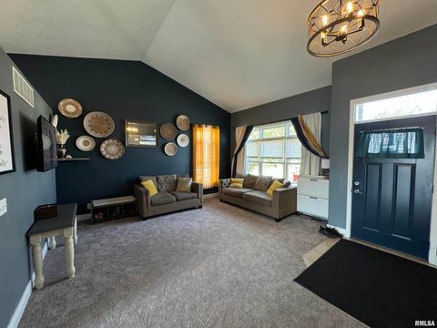 Tiny photo for 4703 W 13TH Street, Davenport, IA 52804 (MLS # QC4267470)