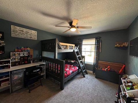 Tiny photo for 4703 W 13TH Street, Davenport, IA 52804 (MLS # QC4267470)