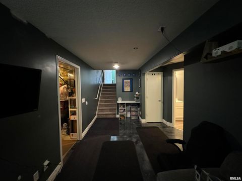 Tiny photo for 4703 W 13TH Street, Davenport, IA 52804 (MLS # QC4267470)