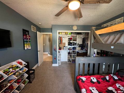 Tiny photo for 4703 W 13TH Street, Davenport, IA 52804 (MLS # QC4267470)