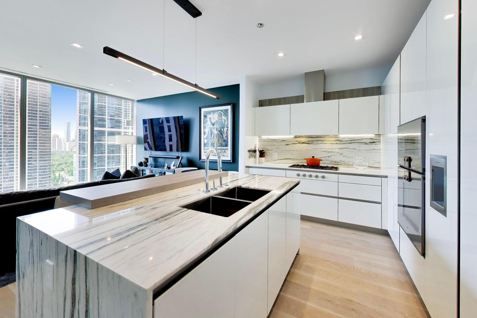 363 E Wacker Drive 1405