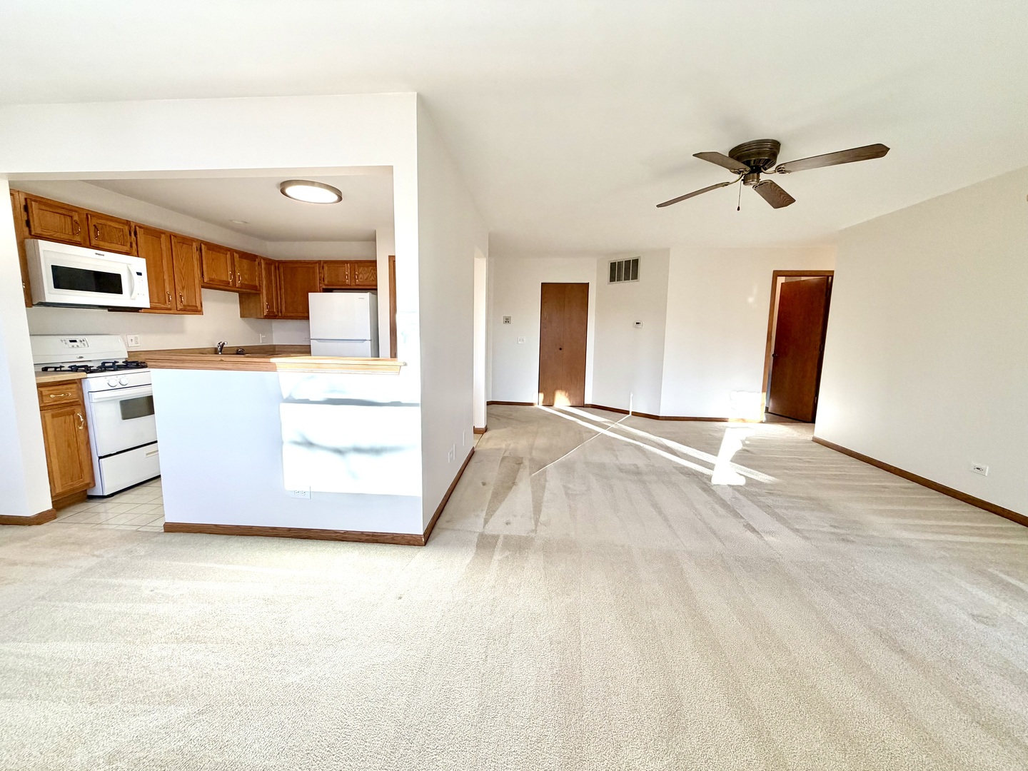 120 Stirling Lane Z1