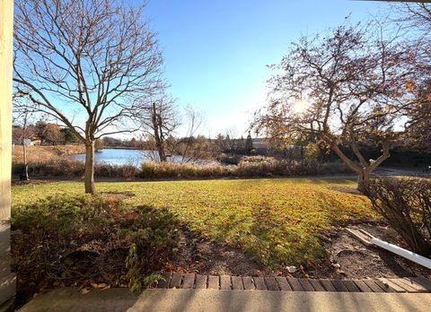 Tiny photo for 120 Stirling Lane #Z1, Schaumburg, IL 60194 (MLS # 12520595)