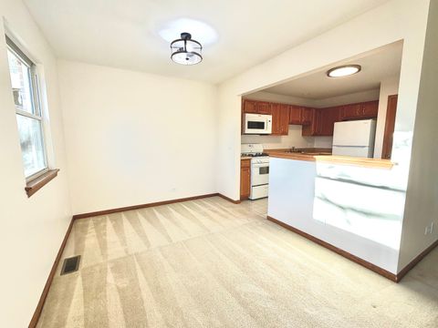 Tiny photo for 120 Stirling Lane #Z1, Schaumburg, IL 60194 (MLS # 12520595)