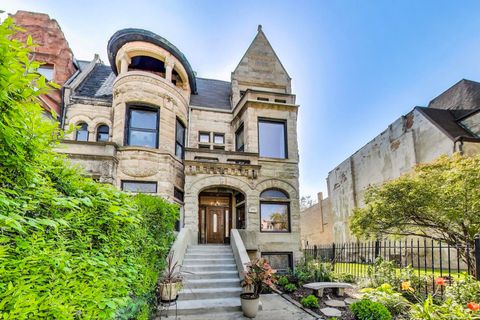 Photo of 4553 S Ellis Avenue, Chicago, IL 60653 (MLS # 12559908)