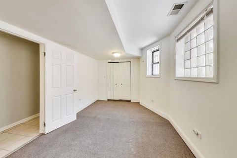 Tiny photo for 4553 S Ellis Avenue, Chicago, IL 60653 (MLS # 12559908)