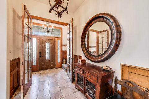 Tiny photo for 4553 S Ellis Avenue, Chicago, IL 60653 (MLS # 12559908)