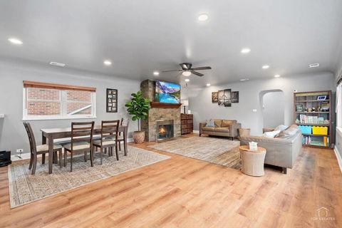 Tiny photo for 3850 W 93rd Street, Evergreen Park, IL 60805 (MLS # 12629150)